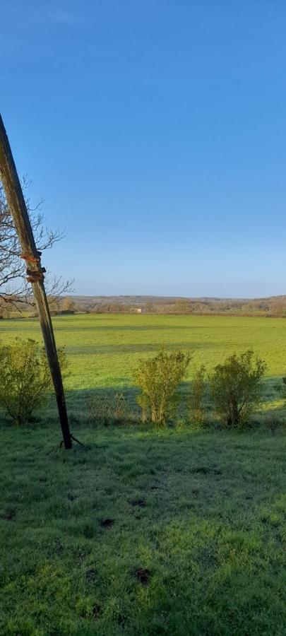 Вилла Moulin A Vent Le Champ Du Trail Saint-Cyr-des-Gats Экстерьер фото